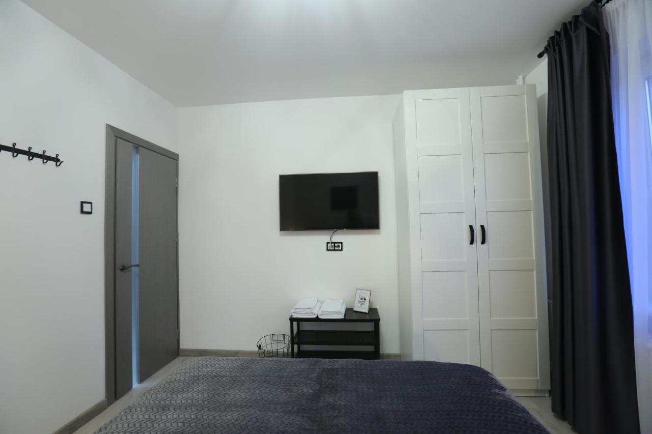 Comfy 2 Room Apartment - Free Parking - 350Mbps Wifi - Netflix Каунас Экстерьер фото
